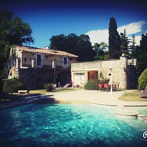 Logis De Hotel Valaurie
